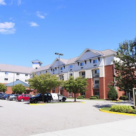 Crestwood Suites Of Newport News Esterno foto