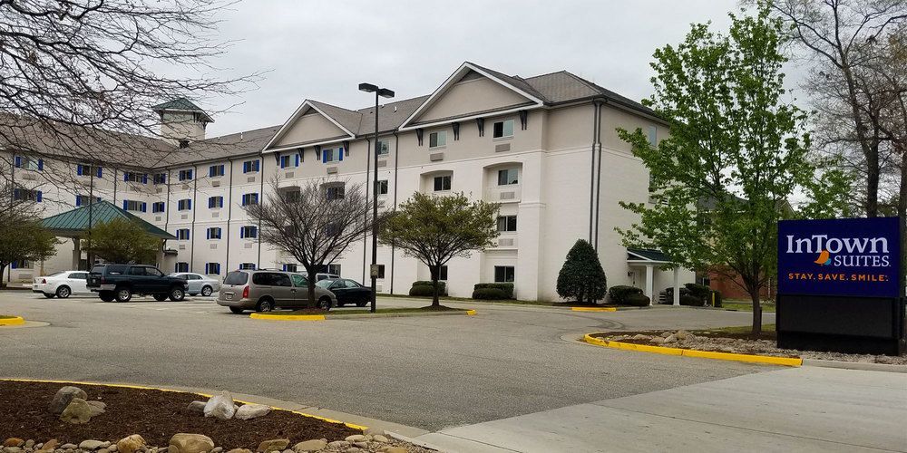Crestwood Suites Of Newport News Esterno foto